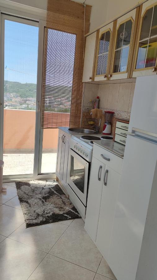Guest'S House "Lindi&Roni" Apartamento Ulcinj Exterior foto